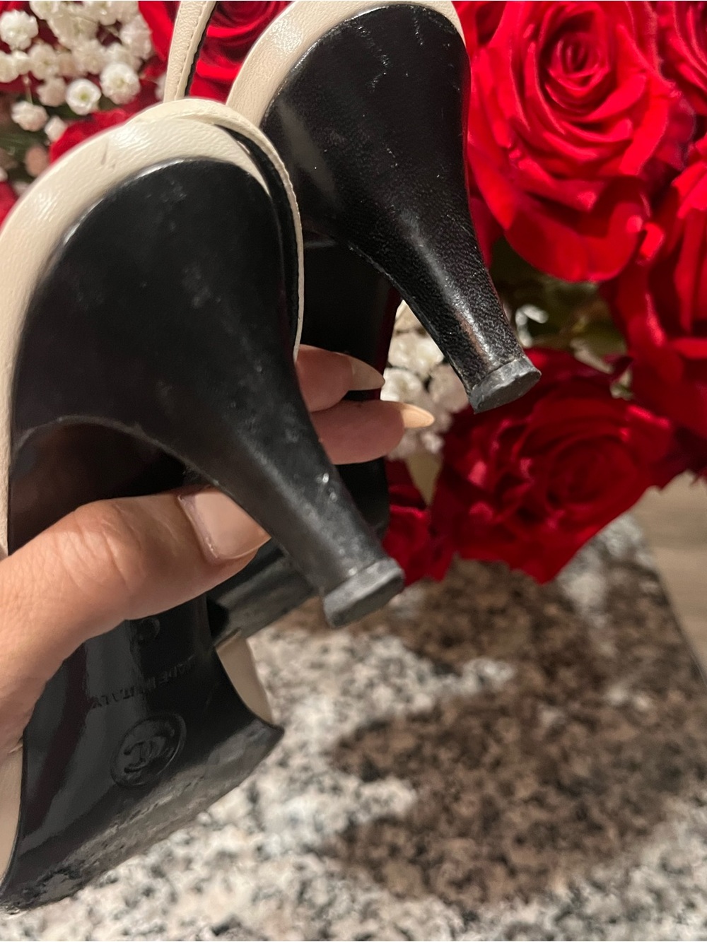 Authentic Vintage CHANEL Cream and Black Two-Tone Slingback Pumps - Picture 8 of 14